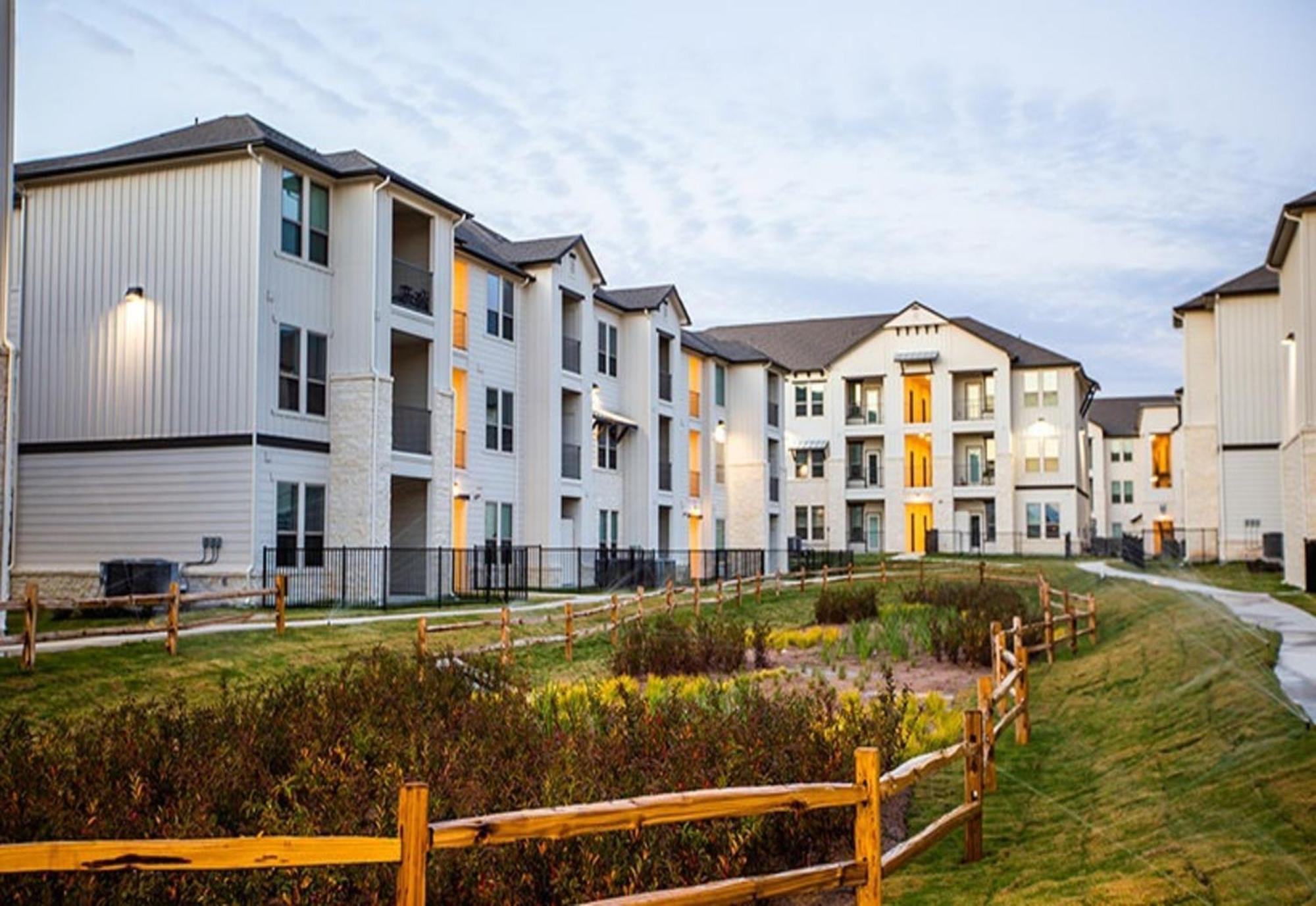 Flats Apartments By Barsala Manor Exteriér fotografie